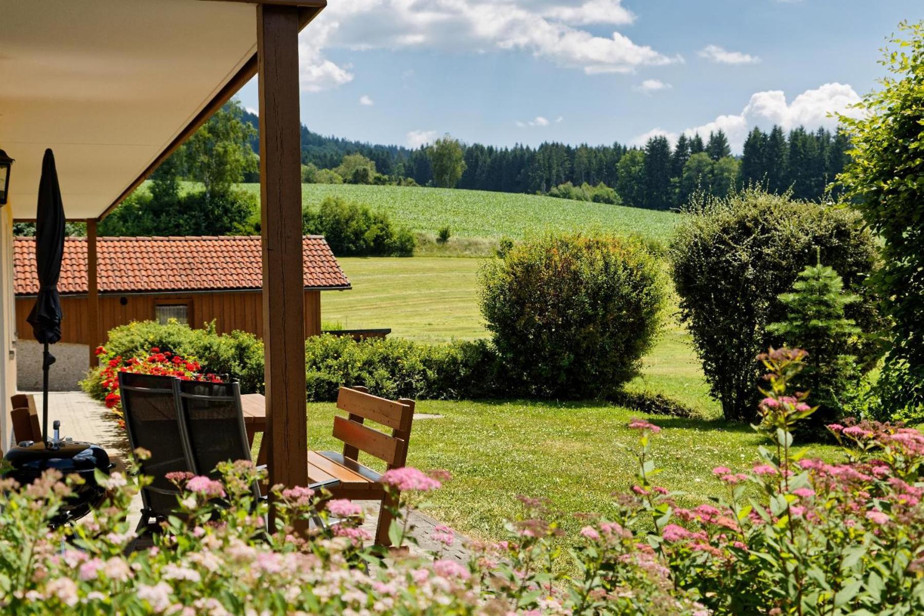 Ferienwohnungen Holzferienhaeuser Leithenwald Zwiesel Exterior photo