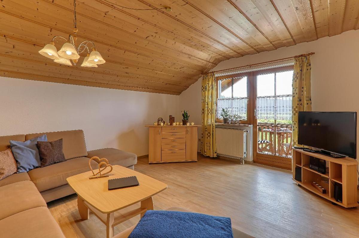 Ferienwohnungen Holzferienhaeuser Leithenwald Zwiesel Exterior photo